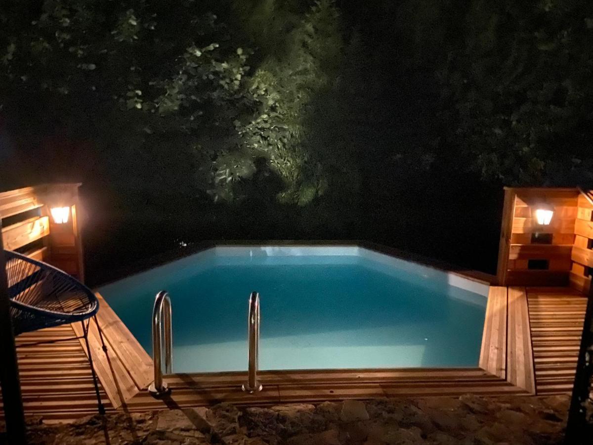 Auberge Gekko Ornaisons Ngoại thất bức ảnh